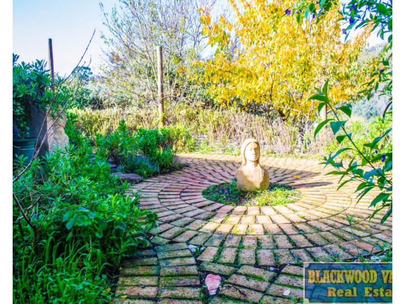 18 Barlee Street, Bridgetown WA 6255