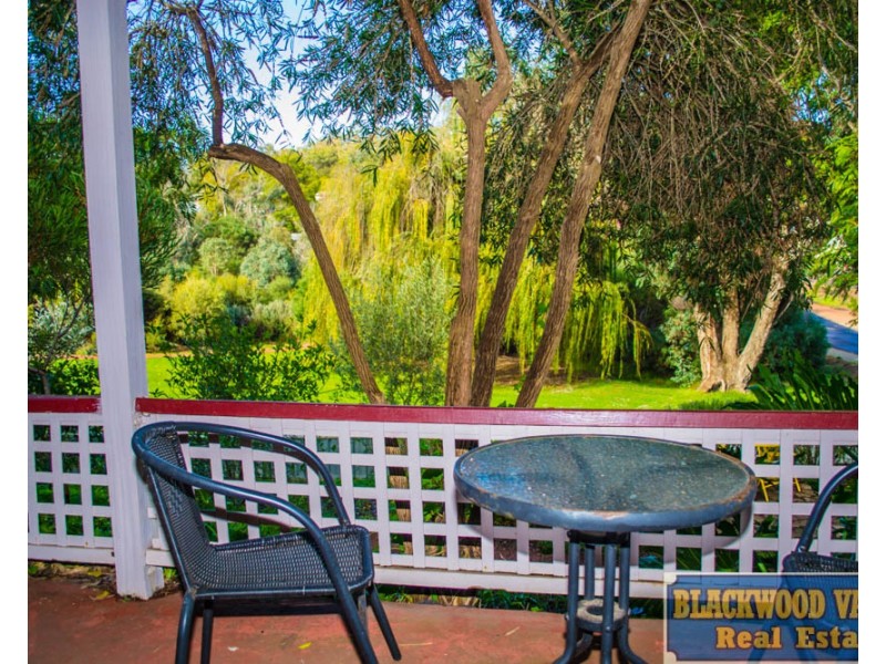 18 Barlee Street, Bridgetown WA 6255