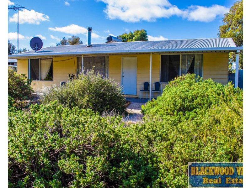 88 Wilga Road, North Greenbushes WA 6254