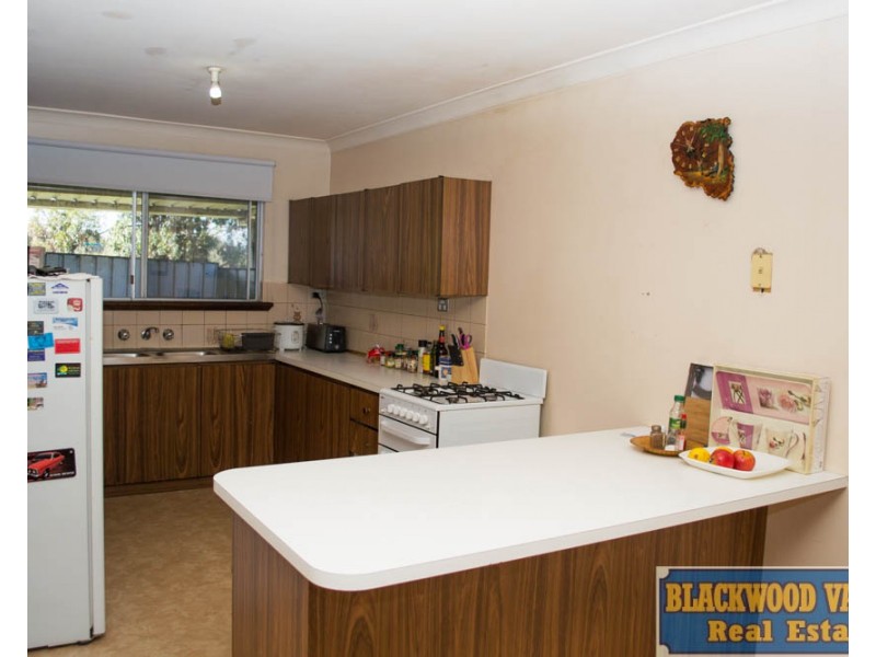 88 Wilga Road, North Greenbushes WA 6254