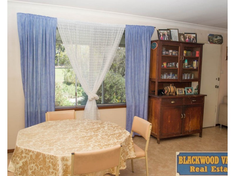 88 Wilga Road, North Greenbushes WA 6254