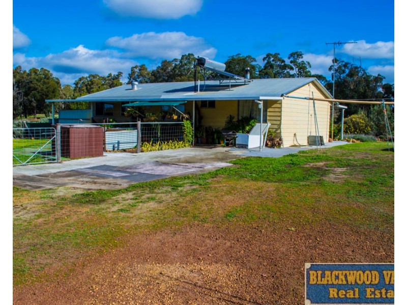 88 Wilga Road, North Greenbushes WA 6254