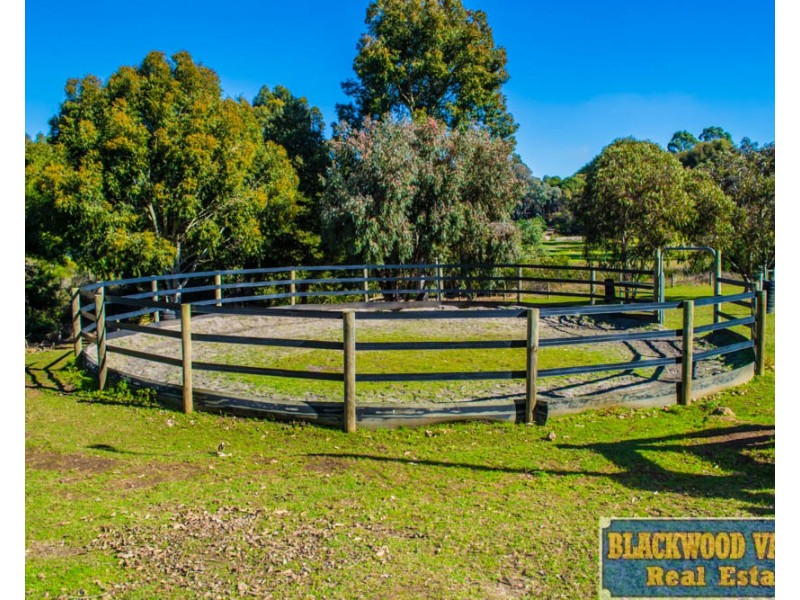 20 Blackbutt Drive, Manjimup WA 6258