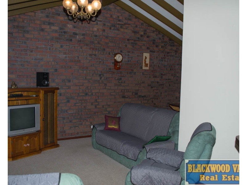 100 Trigwell Street East, Donnybrook WA 6239