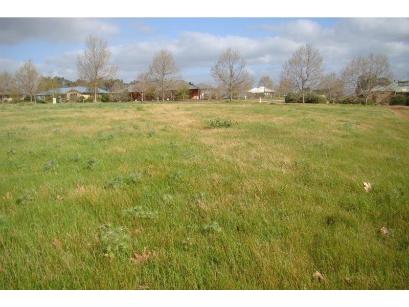 27 Gleneagles Drive, Bridgetown WA 6255