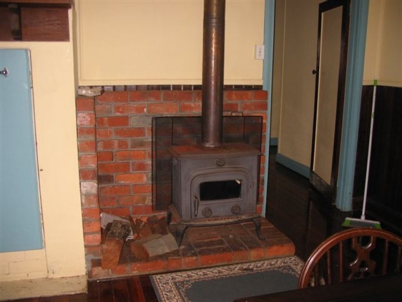 15 Wood Street, Balingup WA 6253