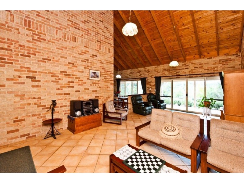 22 Winnejup Rd, Bridgetown WA 6255