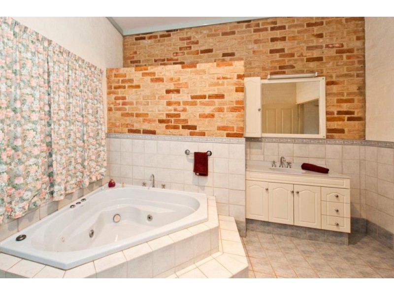 22 Winnejup Rd, Bridgetown WA 6255