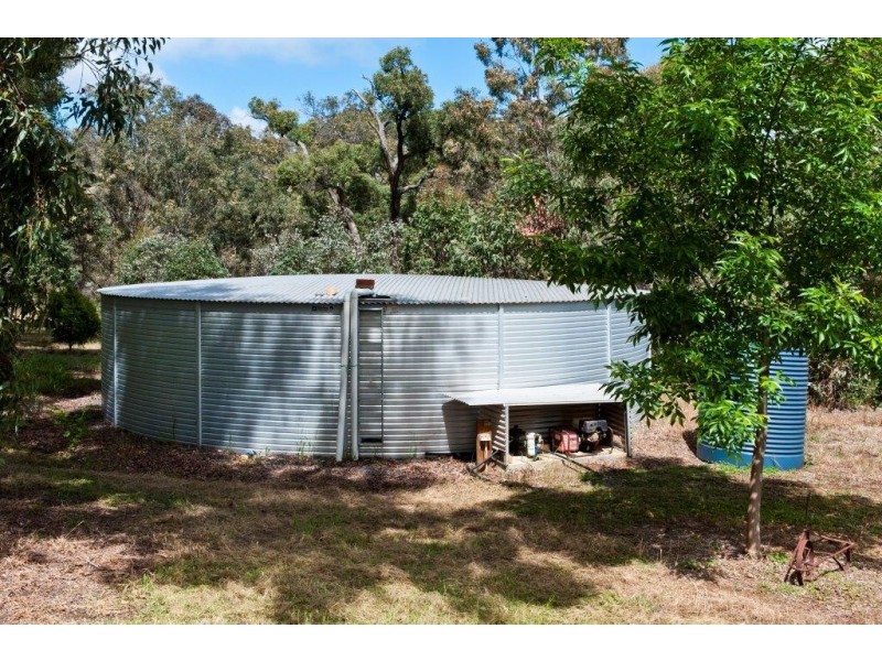 22 Winnejup Rd, Bridgetown WA 6255