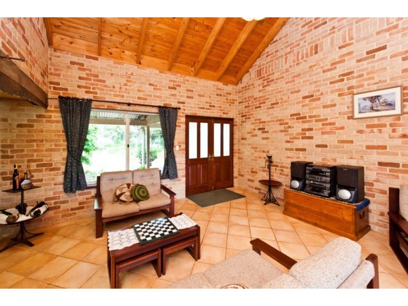 22 Winnejup Rd, Bridgetown WA 6255