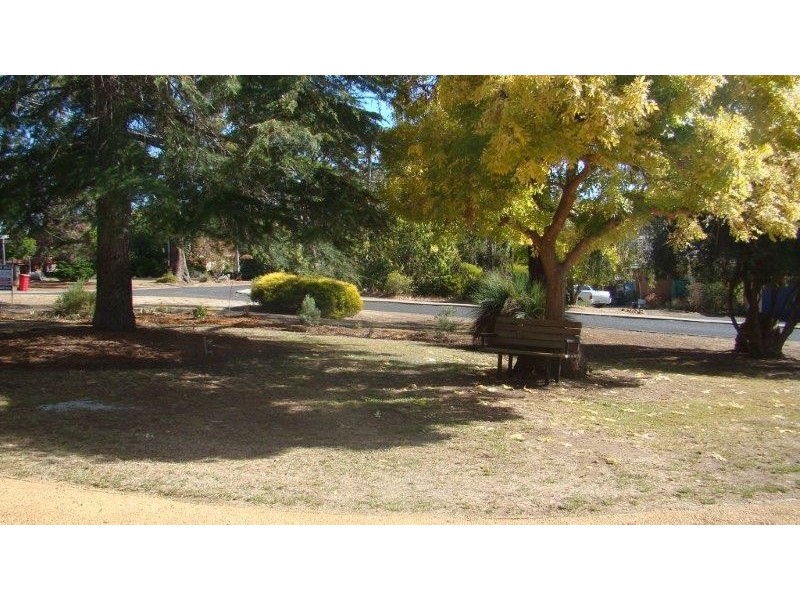 2 Padbury Road, Bridgetown WA 6255