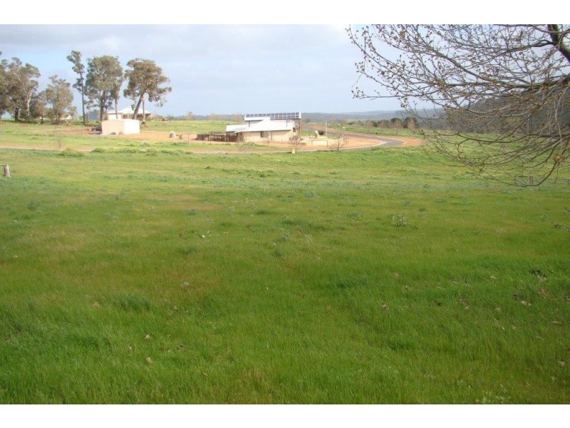 21 Gleneagles Drive, Bridgetown WA 6255
