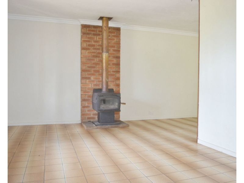 39 South Western Highway, Kirup WA 6251