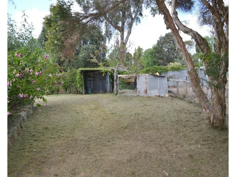 39 South Western Highway, Kirup WA 6251