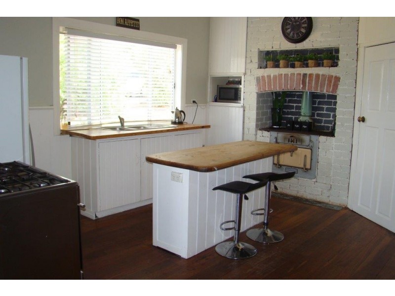 15 Allnutt Street, Bridgetown WA 6255