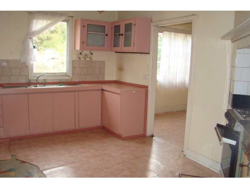 13322 Lindsay Road, Greenbushes WA 6254