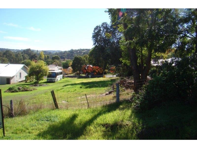 1A Brockman St, Bridgetown WA 6255