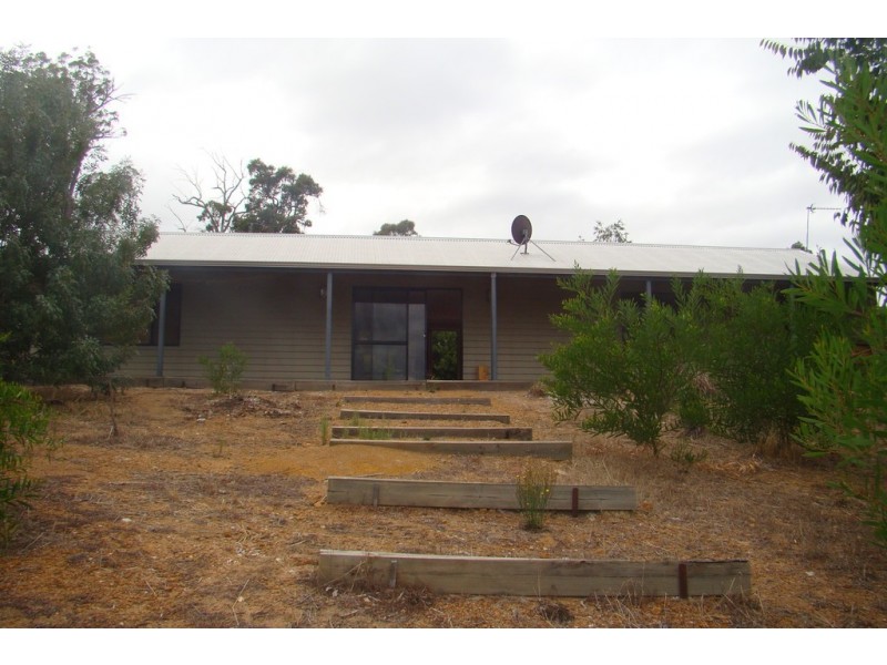 1 Woodlands View, Bridgetown WA 6255