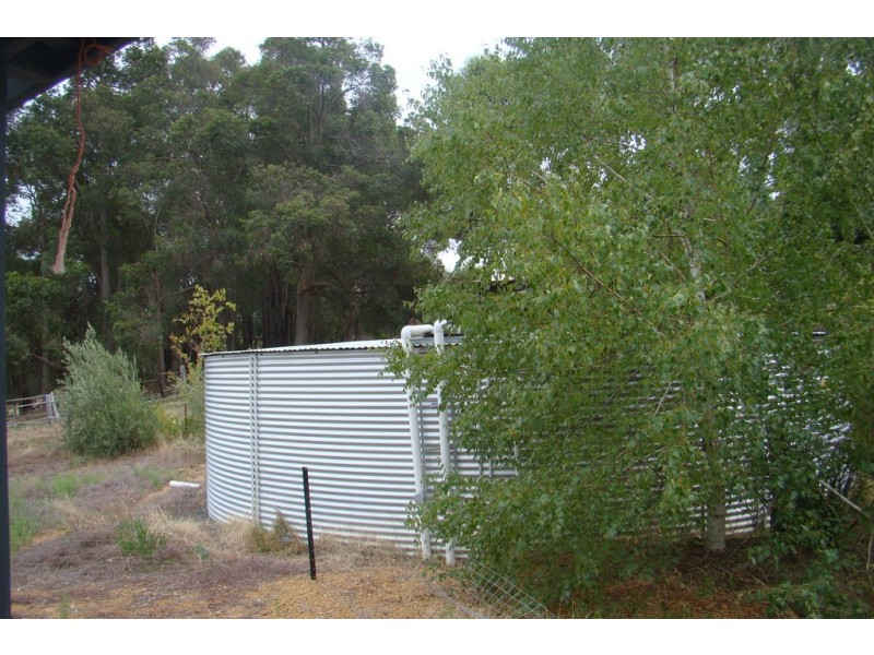 1 Woodlands View, Bridgetown WA 6255