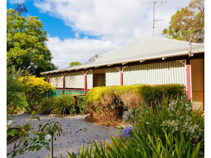 7 Allnutt Street, Bridgetown WA 6255