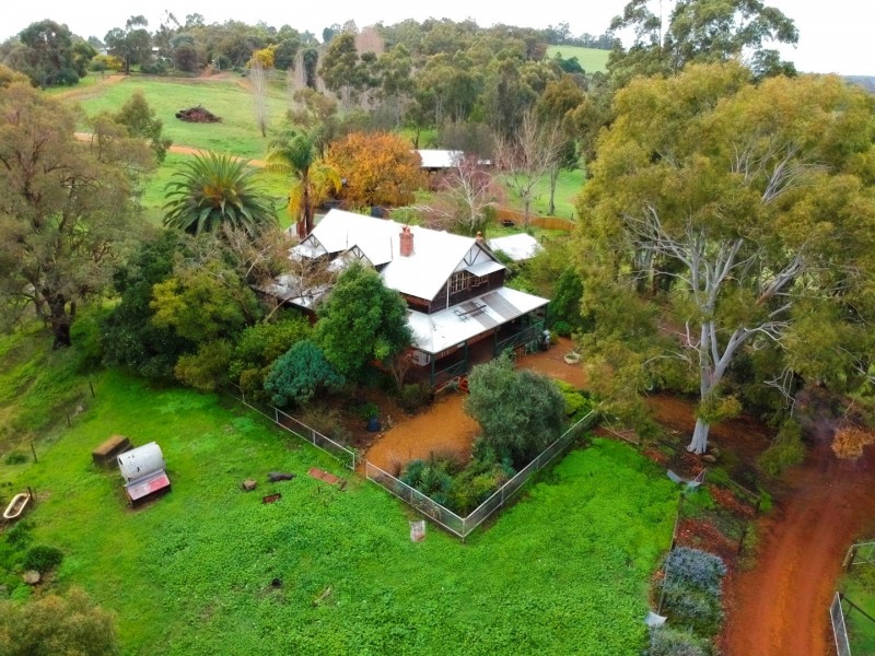 15 Doust Street, Bridgetown WA 6255