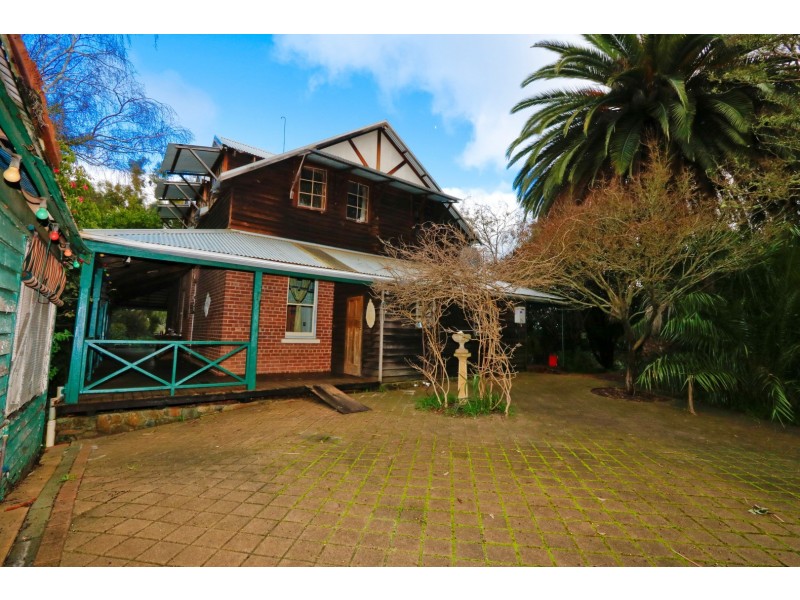 15 Doust Street, Bridgetown WA 6255