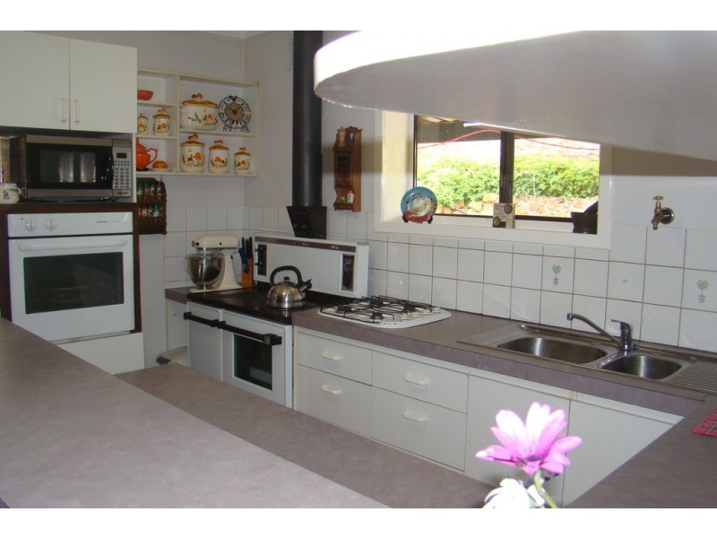 29 Scriven Rd, Bridgetown WA 6255