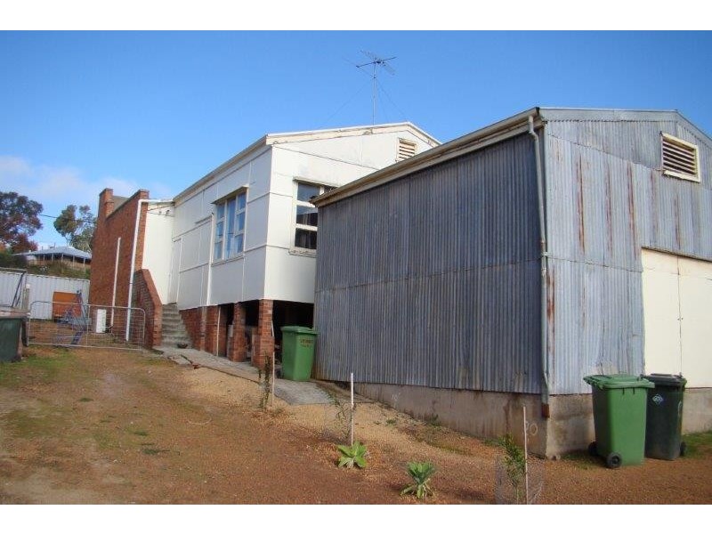 72 Abel St, Boyup Brook WA 6244