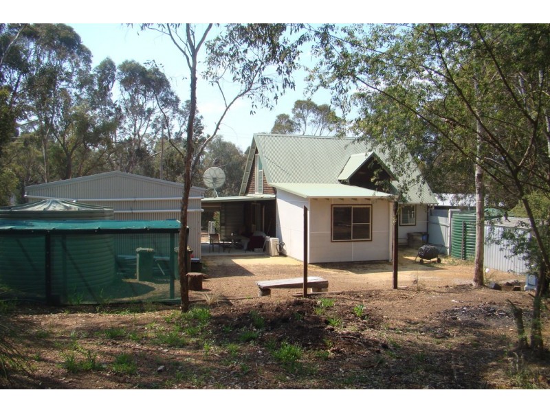 20 Gregory Street, Dinninup, Boyup Brook WA 6244