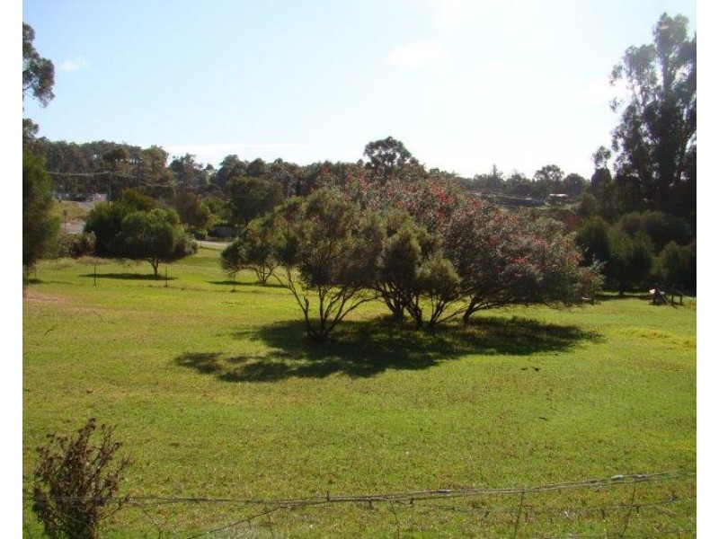 15 Brand Street, Bridgetown WA 6255