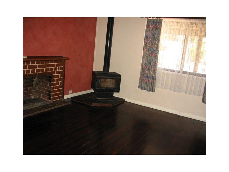 67 Blackwood Road, Greenbushes WA 6254