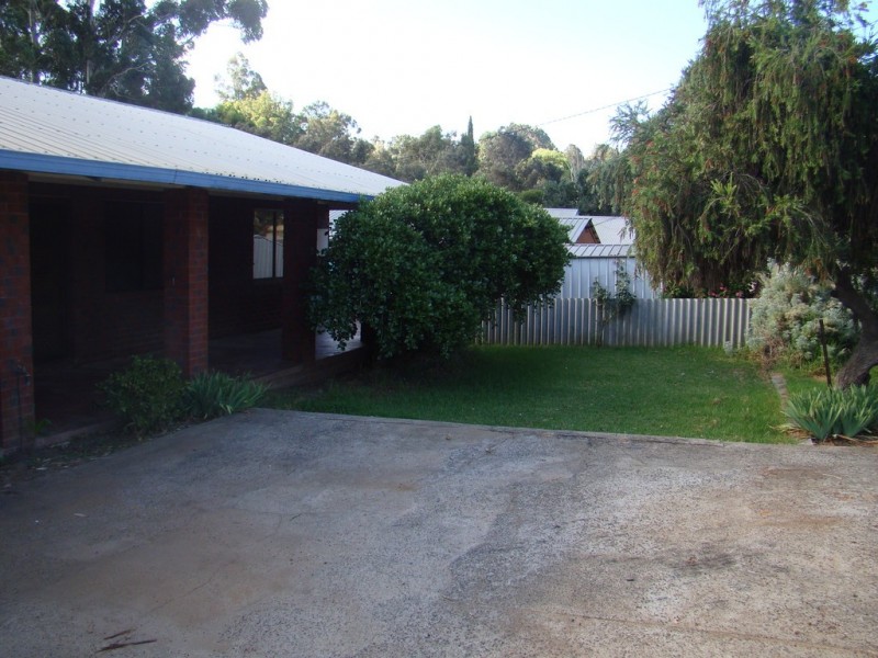 35 Gifford Road, Bridgetown WA 6255