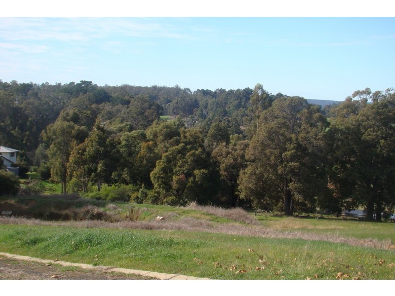 7 Manor Ridge, Bridgetown WA 6255