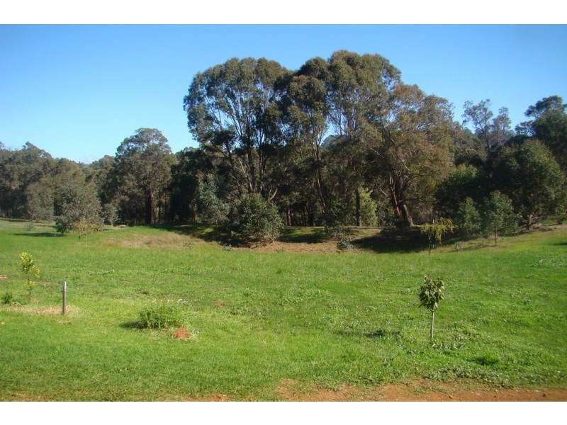 11 East Blackwood Terrace, Bridgetown WA 6255