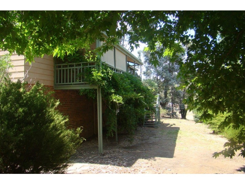 2 Layman Street, Bridgetown WA 6255