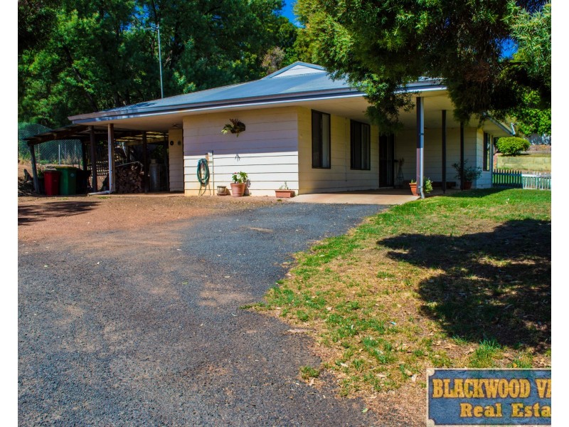 45 Spencer St, Bridgetown WA 6255