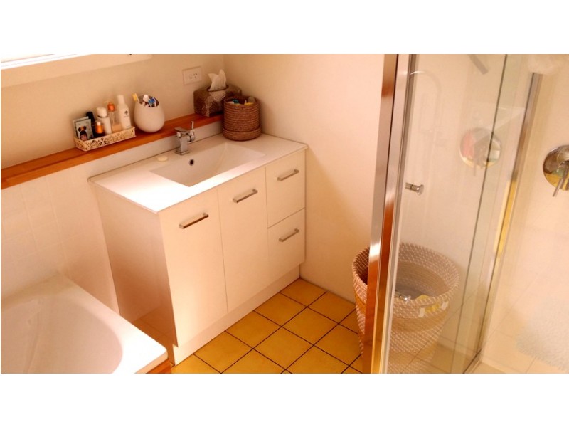 12 Telluride St, Greenbushes WA 6254