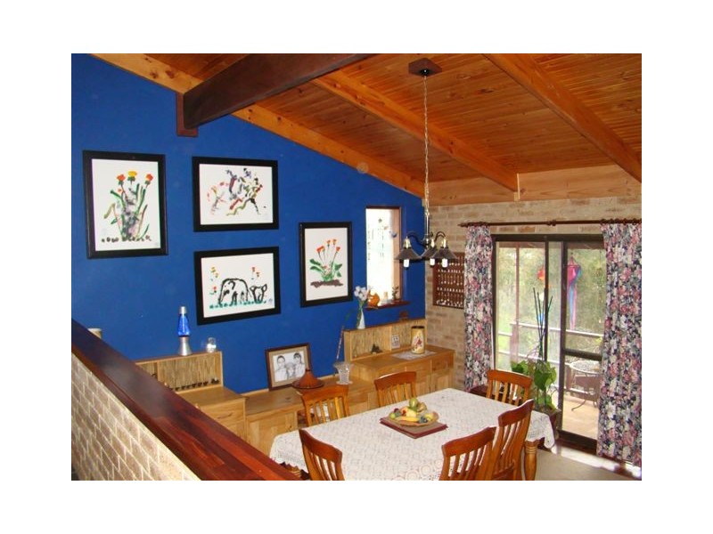 16 Thompson St, Bridgetown WA 6255