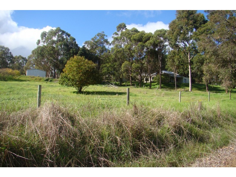 11 Doust Street, Bridgetown WA 6255