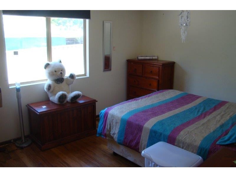 30 Warner Street, Hester WA 6255