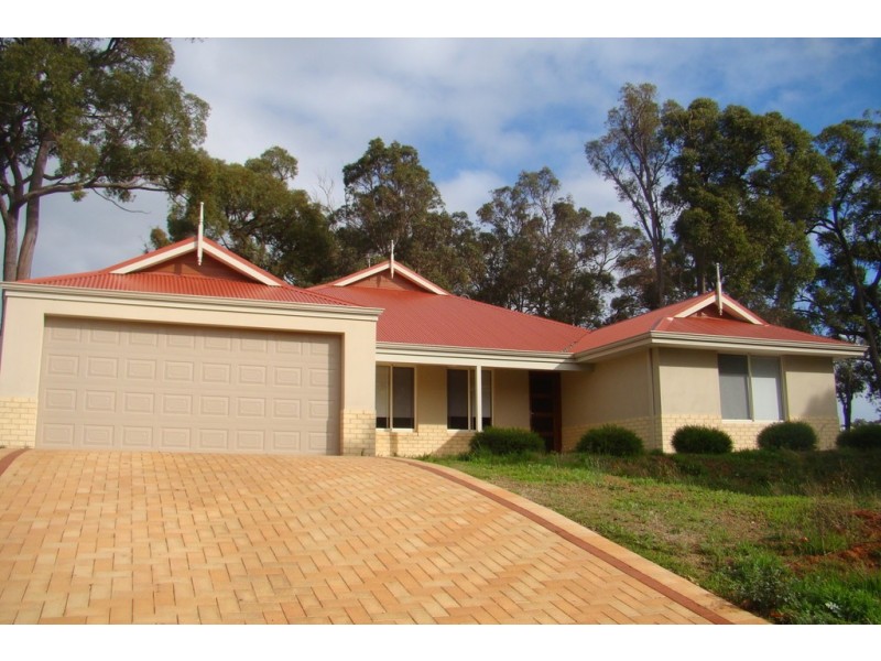 8 Skye Lane, Bridgetown WA 6255