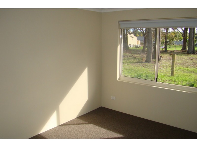 8 Skye Lane, Bridgetown WA 6255