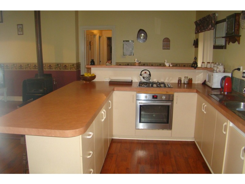 6 Cutmore Crescent, Bridgetown WA 6255