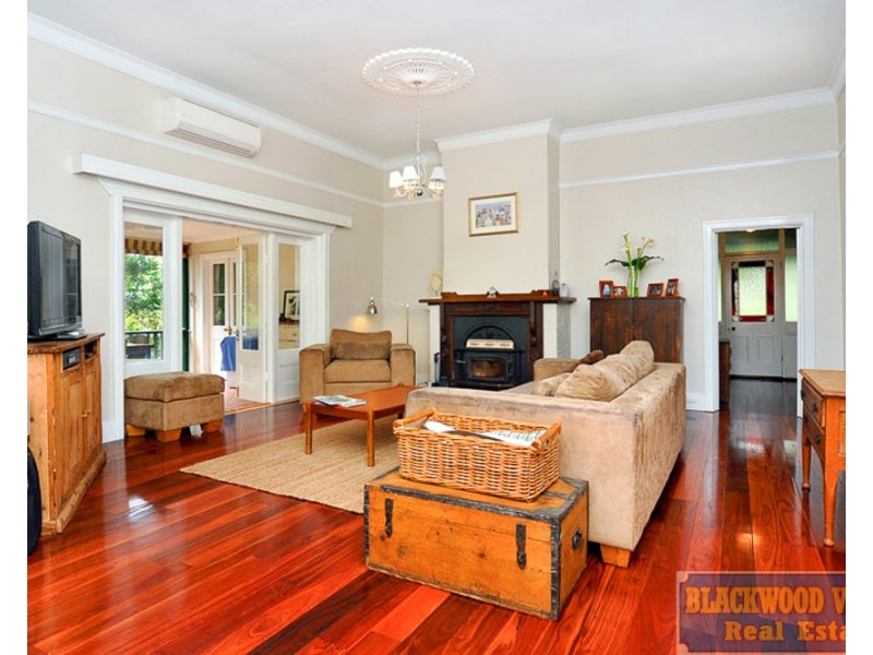 2 Doust Street, Bridgetown WA 6255