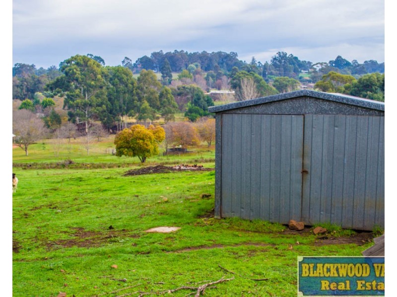 12 Palmers Road, Bridgetown WA 6255