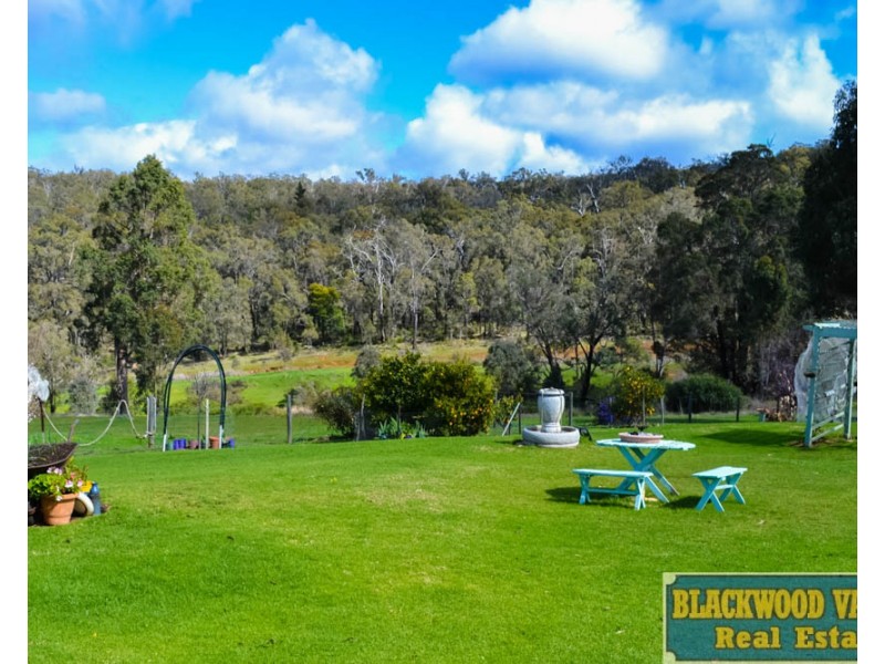 18 Carnegie Close, Bridgetown WA 6255