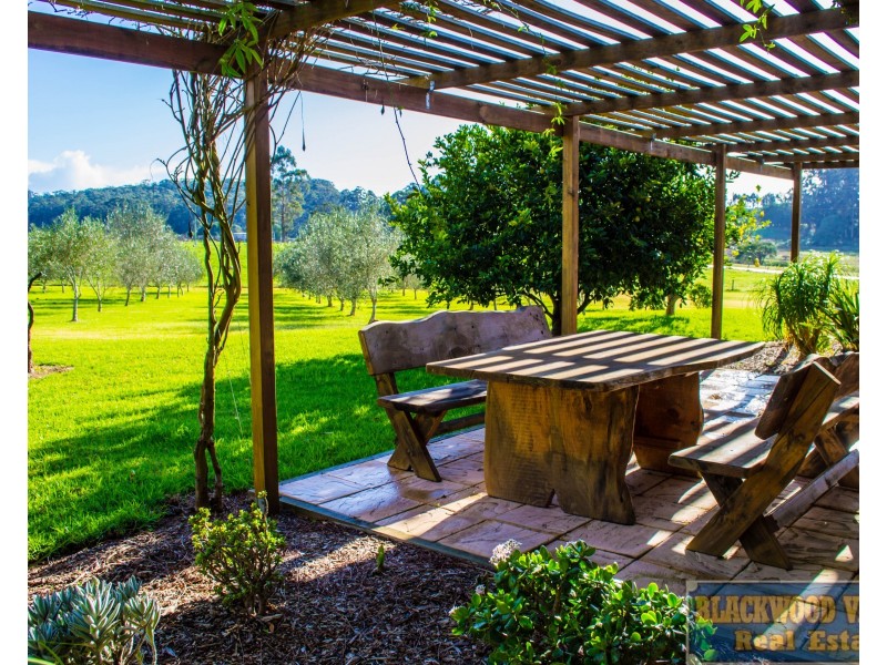286 Middlesex Road, Manjimup WA 6258