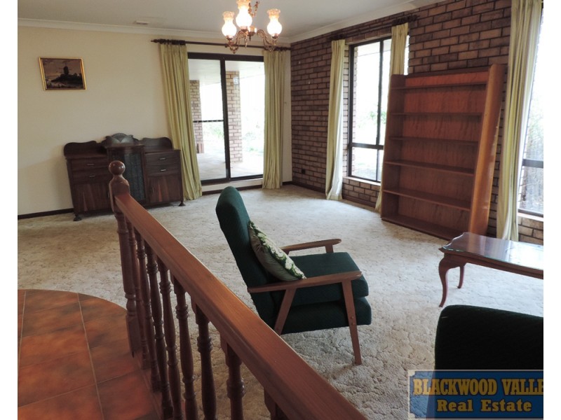 11 Brockman Street, Bridgetown WA 6255