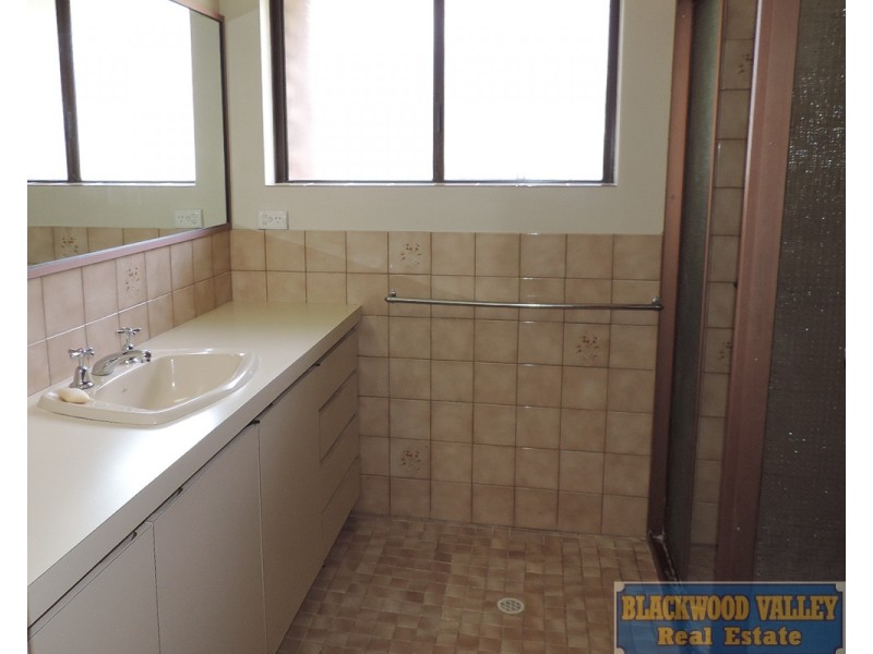 11 Brockman Street, Bridgetown WA 6255