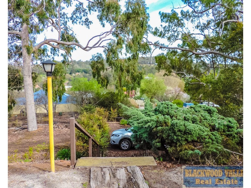 11 Brockman Street, Bridgetown WA 6255